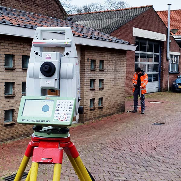 landmeter-digitaal-laser